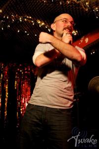 397704_10200136429111014_1260511857_n